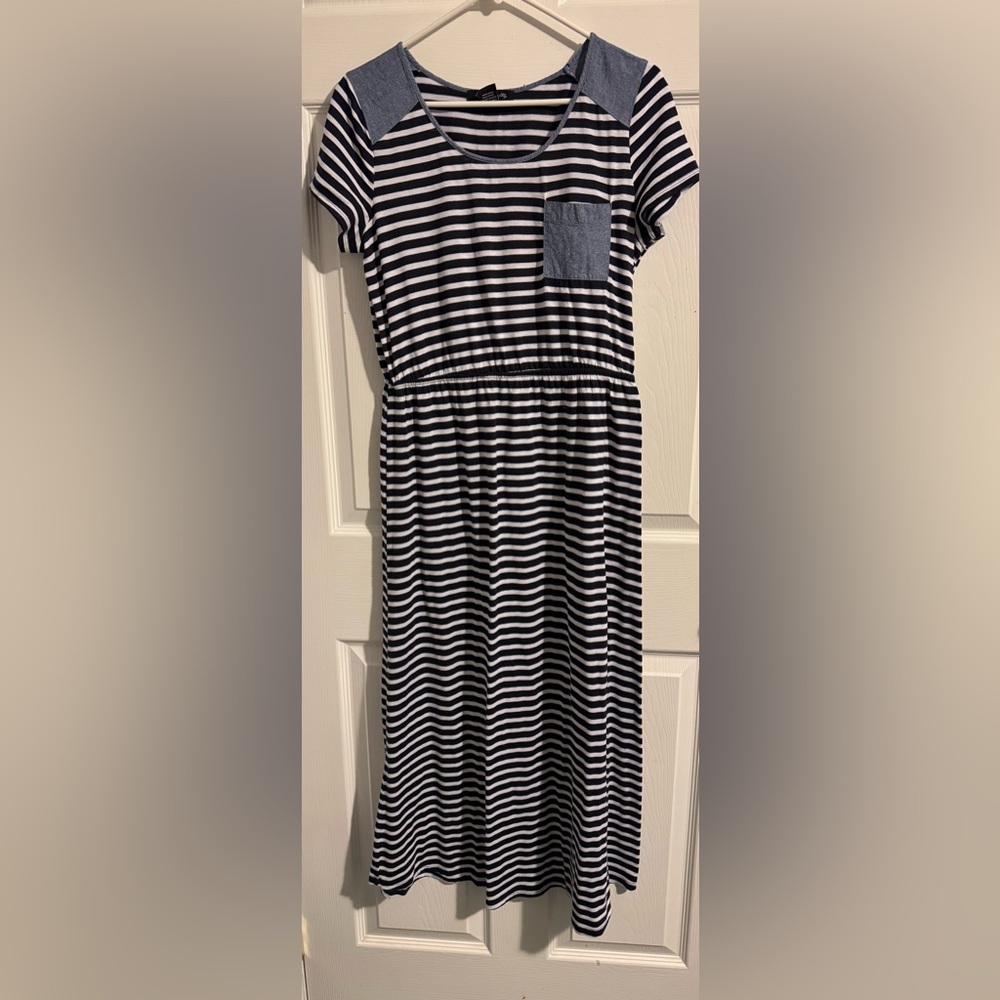 Striped T-shirt Dress sz LP Blue White